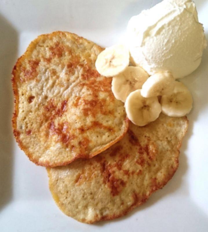 Two Ingredient Banana Pancakes